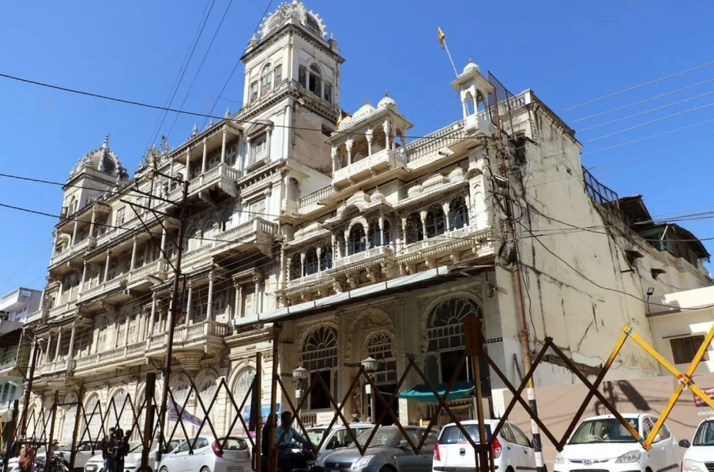 Kanch Mandir (glass temple) popular Jain pilgrim, its interior is entirely covered by glass panels and mosaics; including the floor, columns, walls and the ceilings.