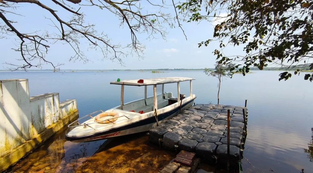 Motor Boat at Oussudu Lake