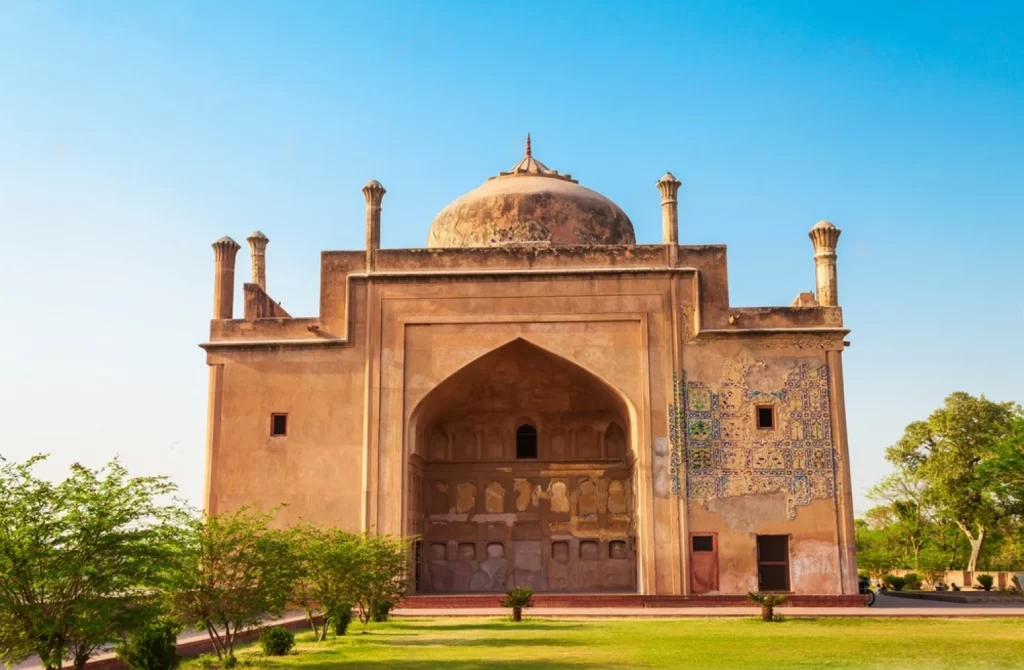 Chini Ka Rauza is a funerary monument or rauza in Agra city, Uttar Pradesh, India