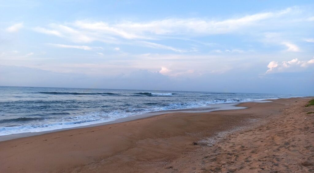 Breezy morning at Chennai beach