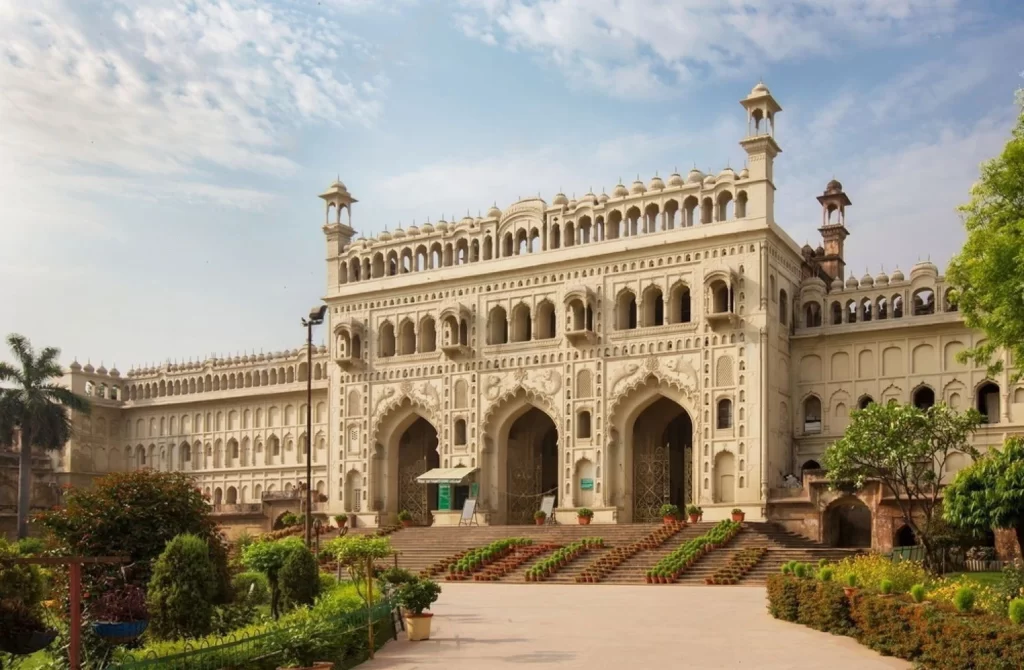 At Bara Imambara Asfi Masjid or Asfi Mosque,building complex in Lucknow was built by Nawab Asaf-ud-Daula, Nawab of Awadh, in 1784, Uttar Pradesh in India. It is also called the Asafi Imambara.