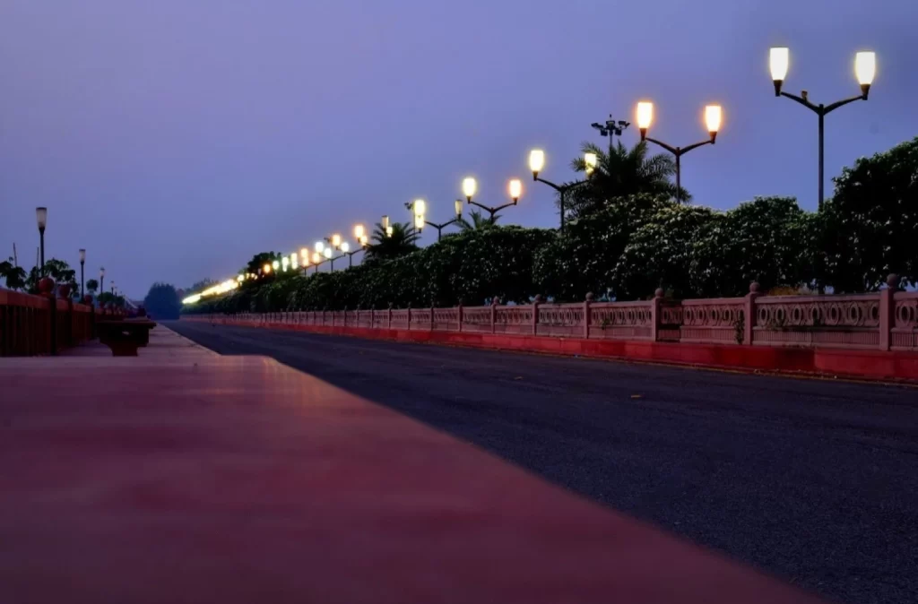 Morning View of Marine Drive, Lucknow, India.