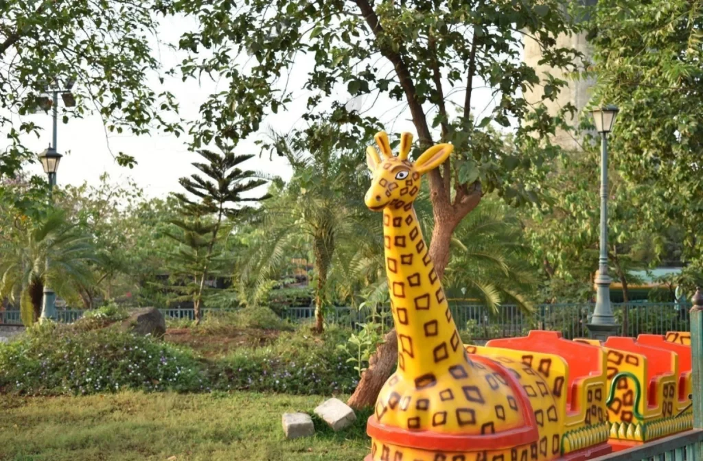 Toy Train in Rock Garden Nerul - Navi Mumbai