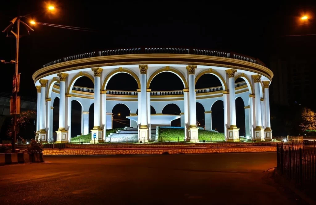 Utsav Chowk is one of the famous landmarks of Kharghar, Navi Mumbai,